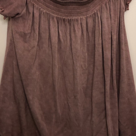 Super Cute Off the Shoulder Top - Picture 2 of 2